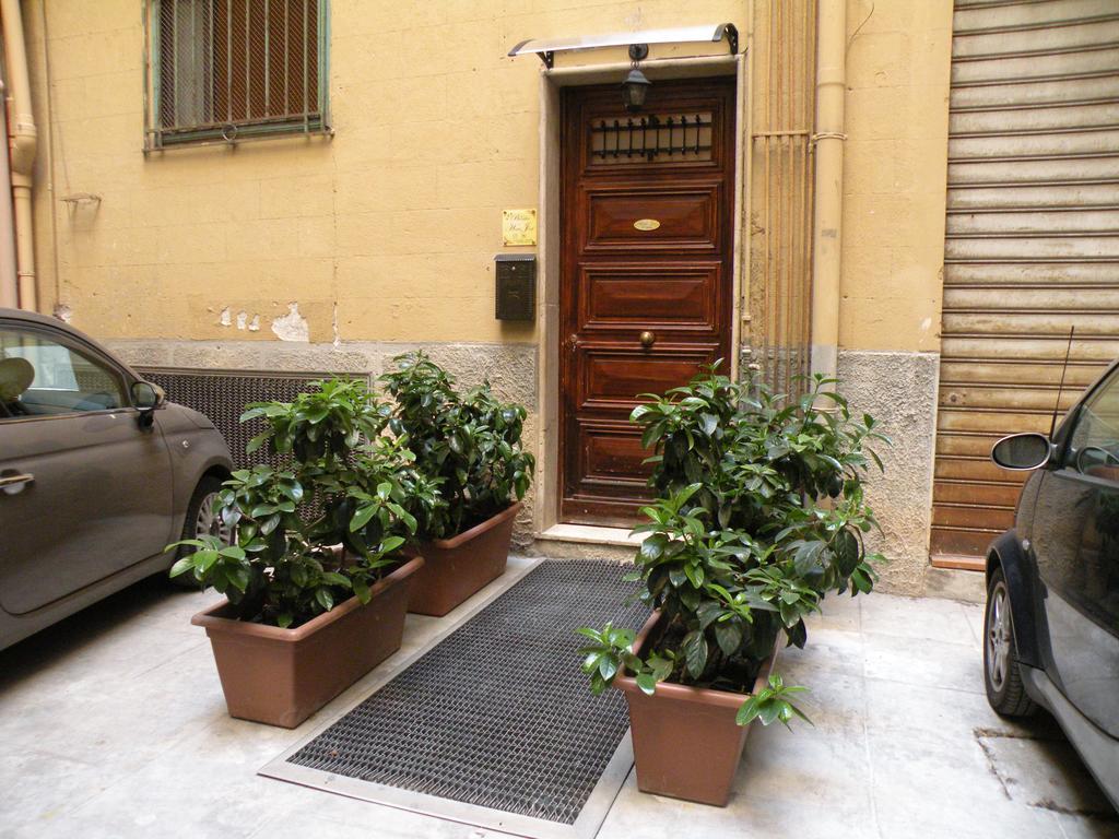 Hostel Josef Palermo Exterior photo