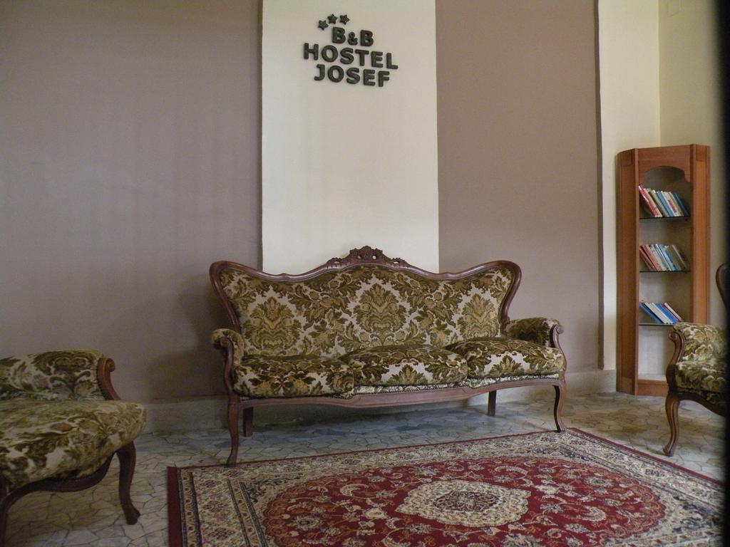 Hostel Josef Palermo Exterior photo