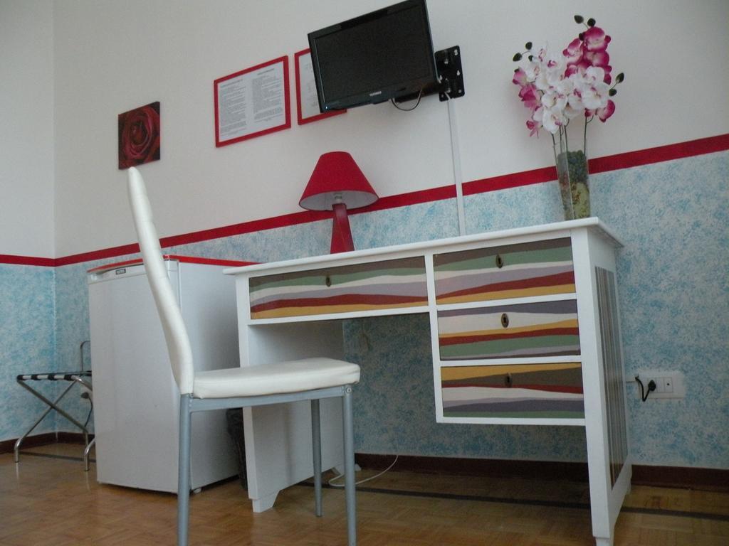 Hostel Josef Palermo Exterior photo